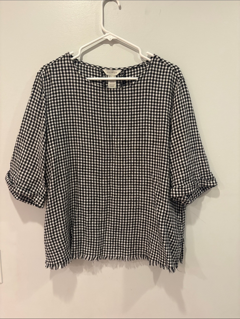 Multiples Black and White Gingham Short Sleeve Blouse ptp 22 length 25